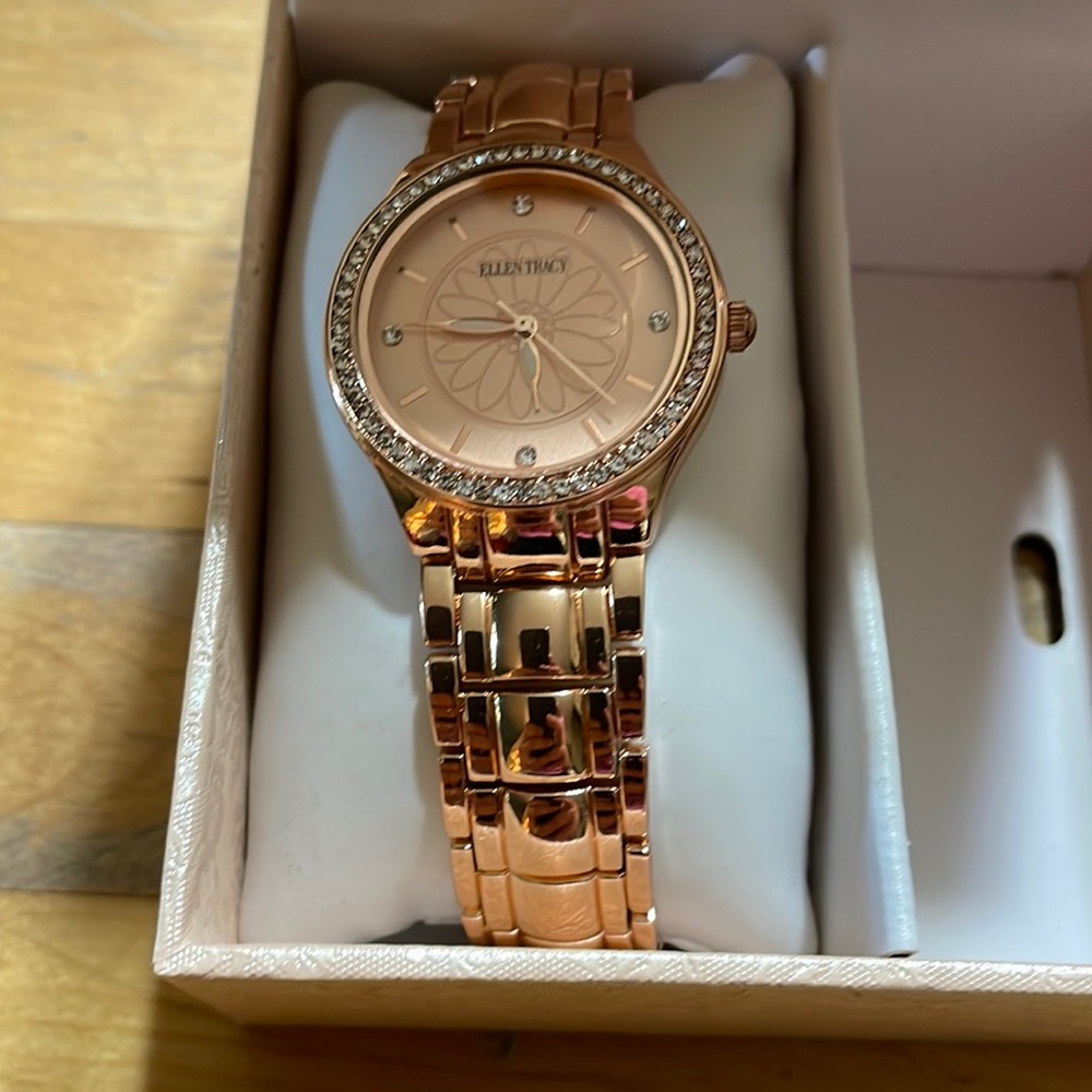 Ellen tracy rose gold women’s watch